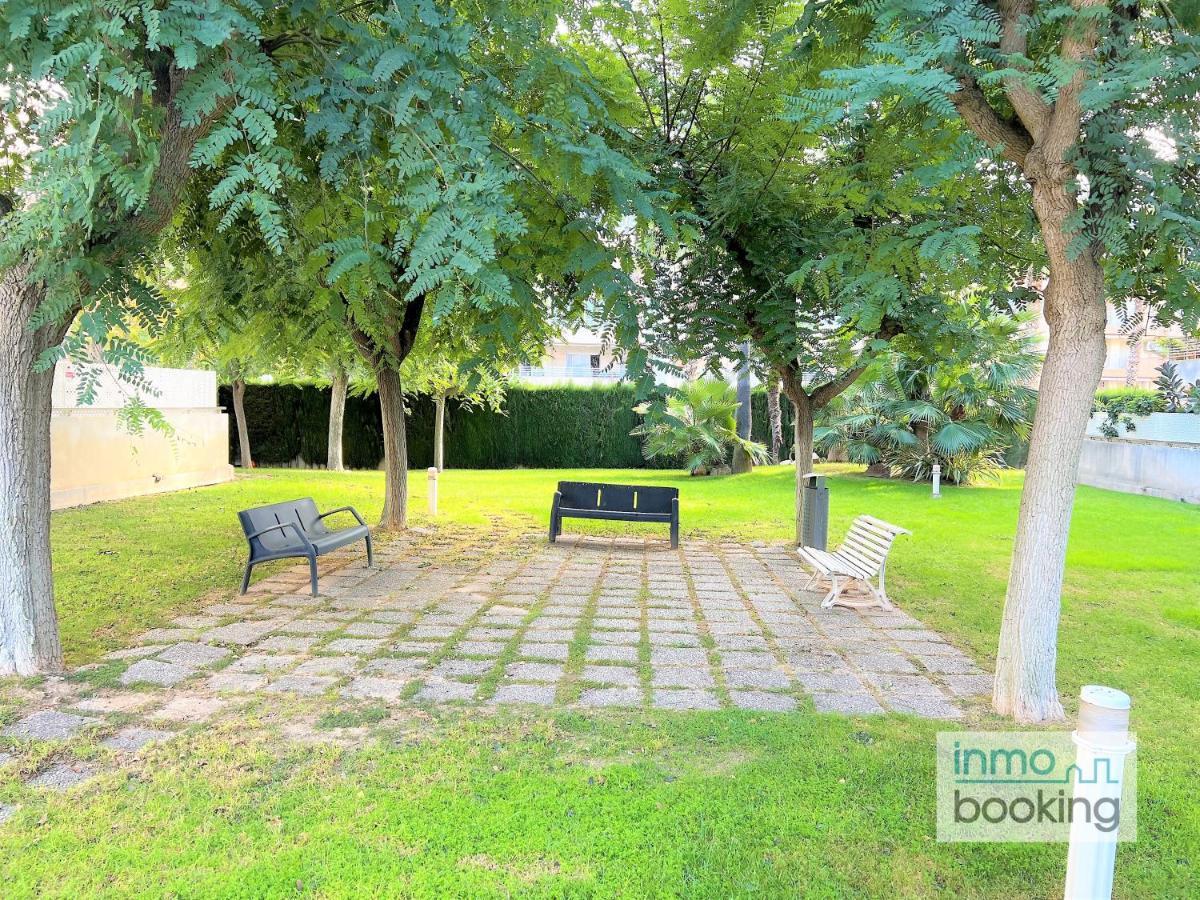 Villa Elvira Salou , Con Piscina Y Aparcamiento Gratis Esterno foto